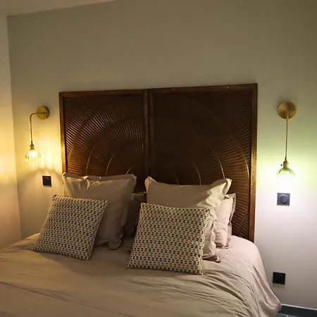 Domaine Des Figuiers L'ecume Holiday home Servon (Manche)