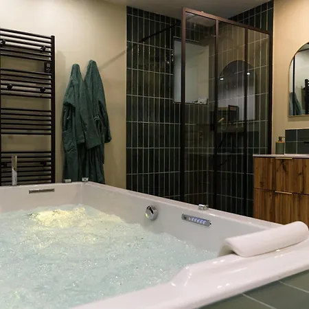 Vakantiehuis L'ecume Avec Balneo 10 Minutes Mt St Michel Servon (Manche)